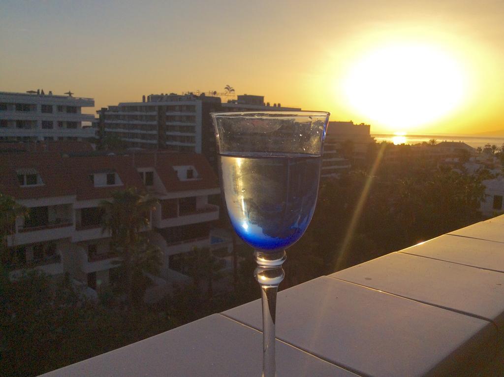 Apartment With Terrace In Playa De Las Americas Εξωτερικό φωτογραφία