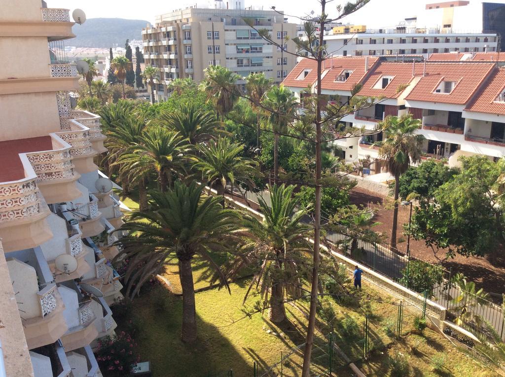 Apartment With Terrace In Playa De Las Americas Εξωτερικό φωτογραφία