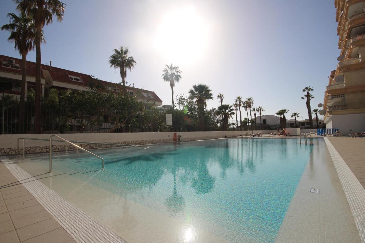 Apartment With Terrace In Playa De Las Americas Εξωτερικό φωτογραφία